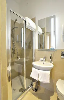 Vendégház Window On