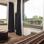 Window On Affittacamere 4*