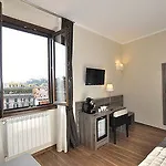 Window On Affittacamere 4*